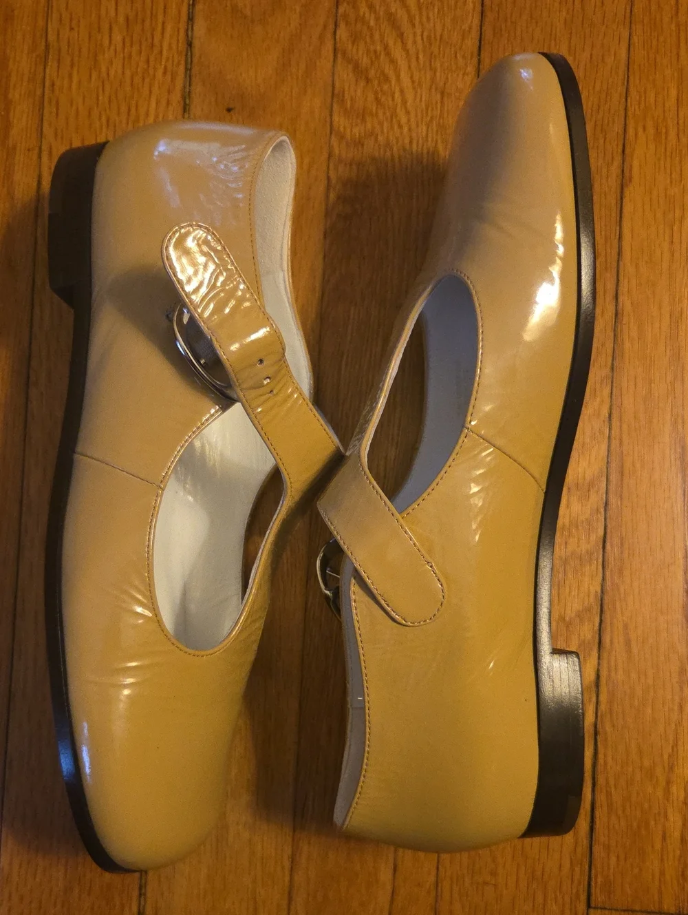 NIB Tory Burch Violet T Strap Mary Jane Flats In Cornsilk